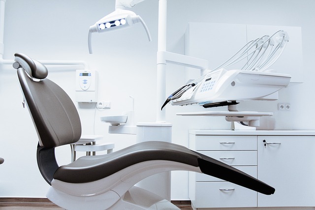 Zanedbaná dentální hygiena vám zkomplikuje život víc než zanedbané sprchování